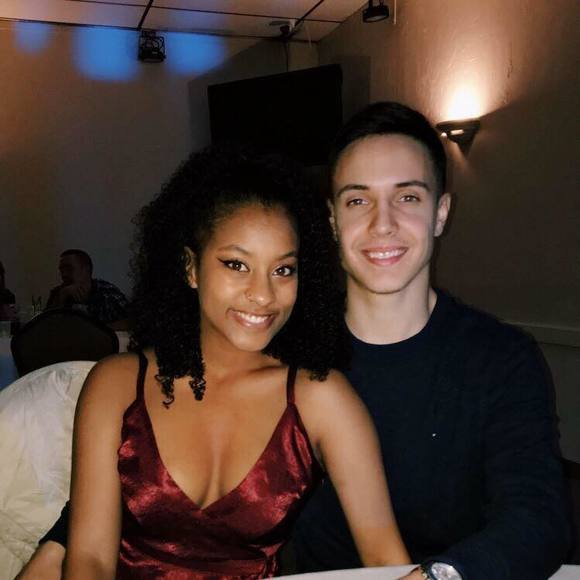 Meet your Posher, Katelyn - Picture 1 of 1